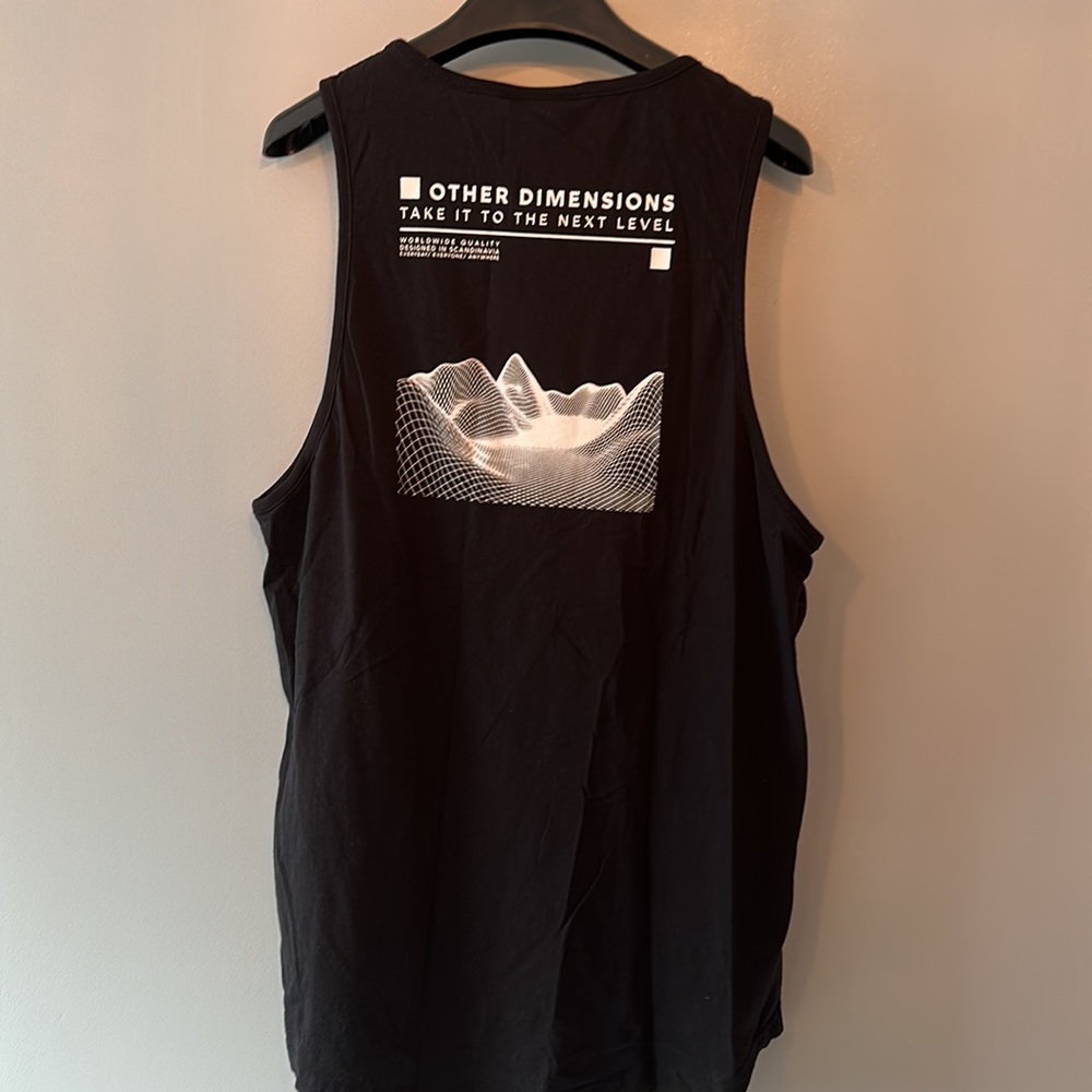 H&M Tank Top - Picture 4 of 4